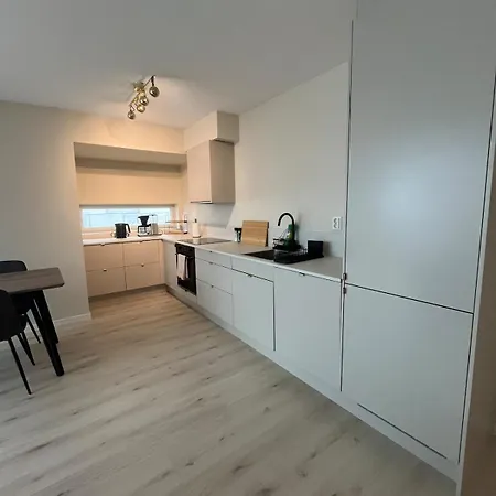 In With Sea View Apartment *